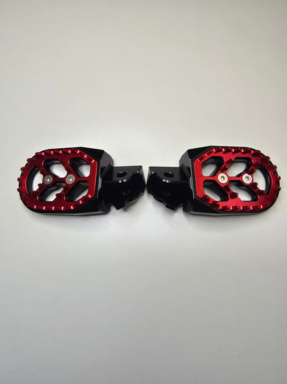 Foot pegs for Surron LB/LBX